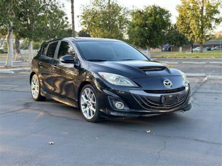 How much does a Mazdaspeed 3 cost?