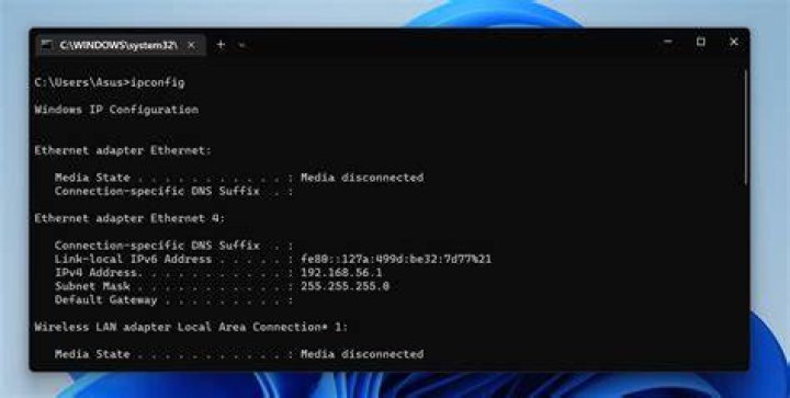 What is the ipconfig command in Ubuntu?