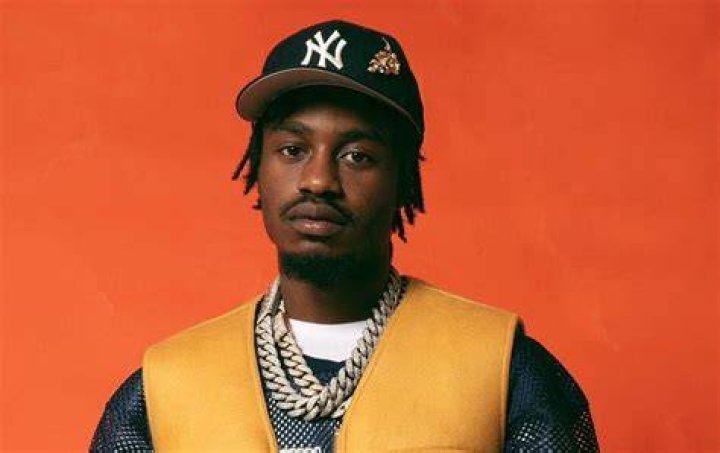What rapper is born in June?