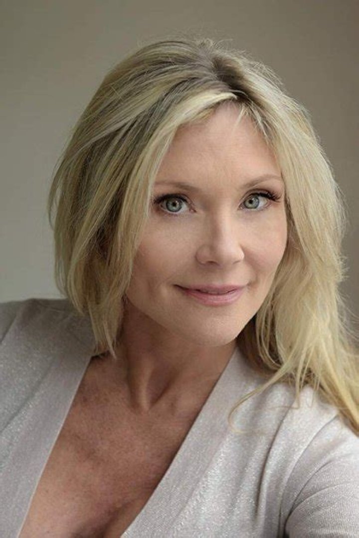 Who plays Samantha Kinsey?